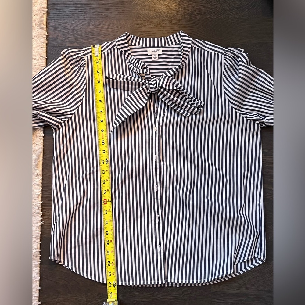 EUC J Crew Blouse Bow Stripe PL - Picture 8 of 14